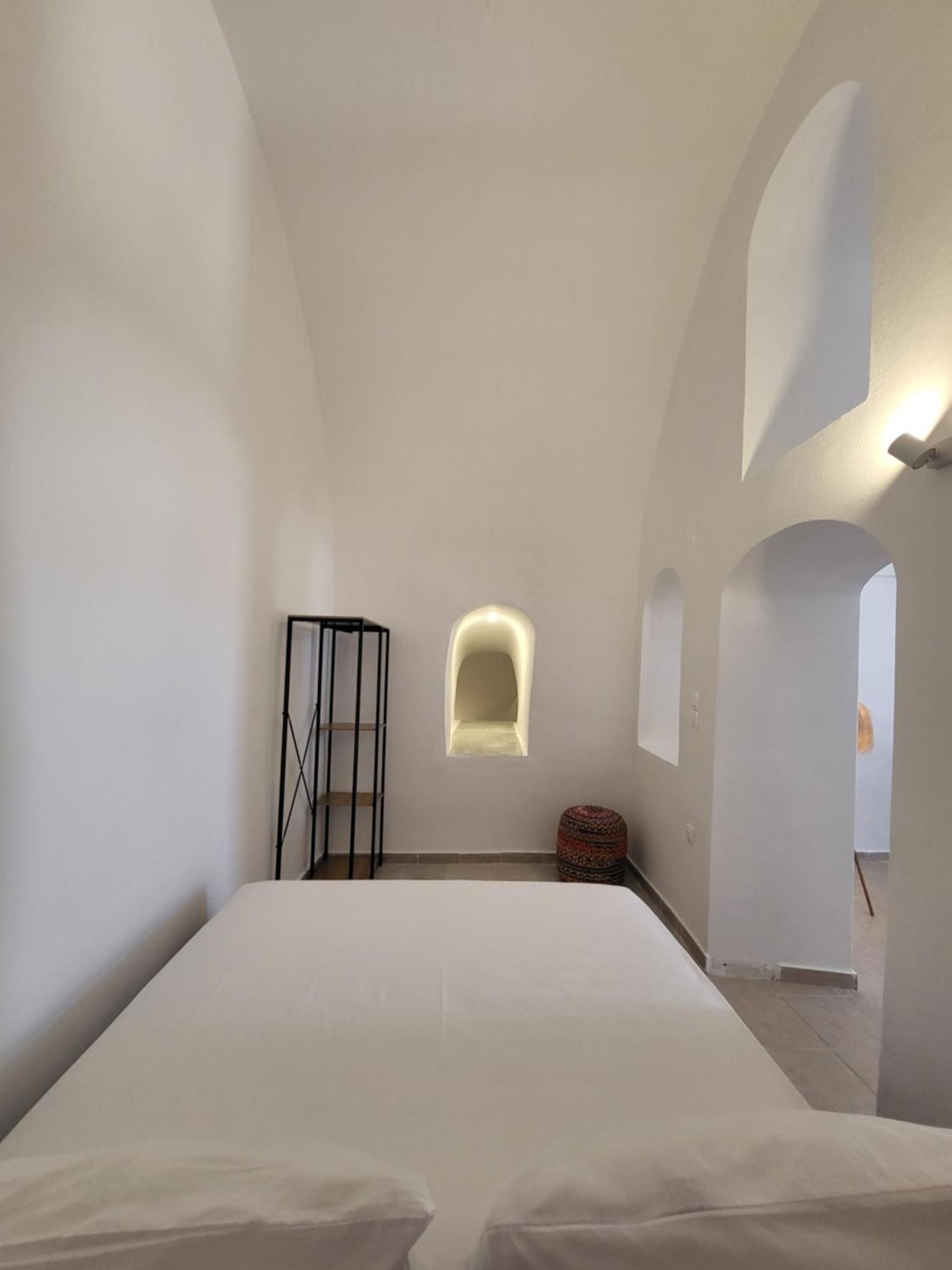 Luxury Cave Houses Mesaria Værelse billede